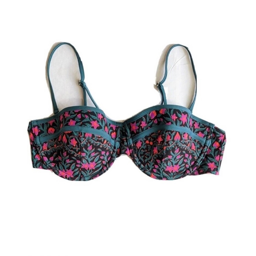 Roller rabbit swim top